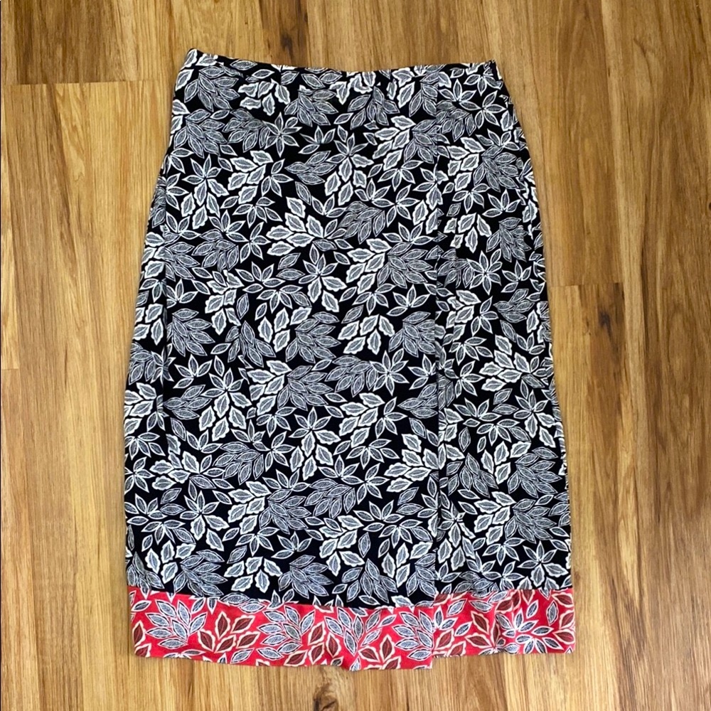 🌺3/$18 Sale Jill Floral Black and Pink Faux Wrap Skirt